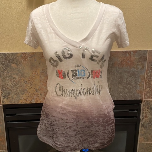 Women’s 2012 Big 10 Championship Distressed V-Neck Shirt - Picture 2 of 3